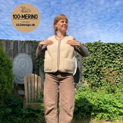 "LIV" Beige ULD vest, med brunt zig zak bnd, og med lynls og lommer til VOKSNE 
