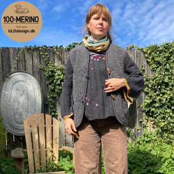 "Hygge" Mørkegrå ULD vest med knapper og lommer, til VOKSNE