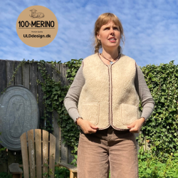 "LIV" Beige ULD vest, med brunt zig zak bnd, og med lynls og lommer til VOKSNE 