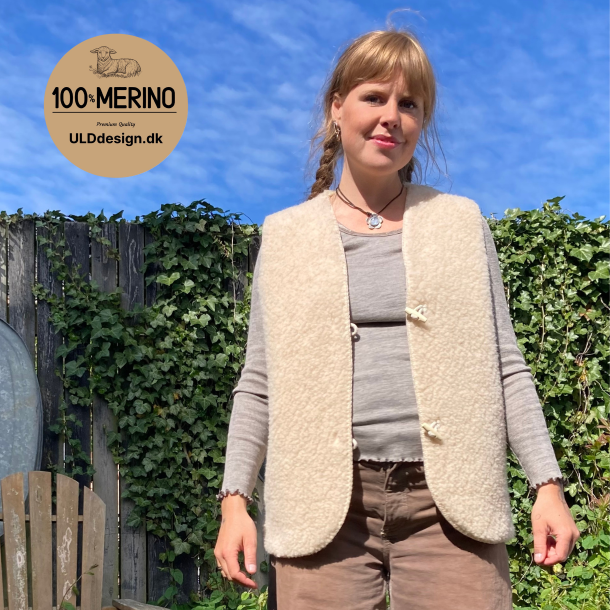 "SOL" Beige ULD vest med knapper til VOKSNE