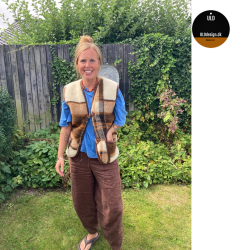 "Hygge" Ternet ULD vest med knapper og lommer til VOKSNE