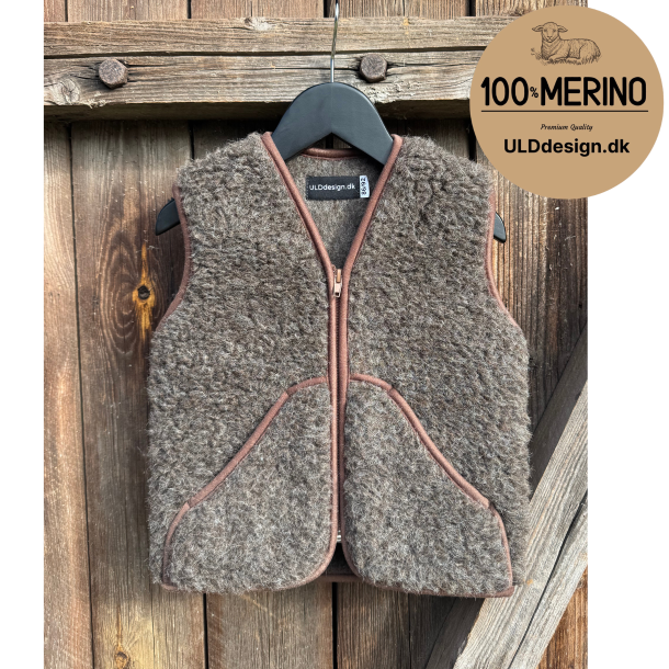  "Pil" m�rkebrun ULD vest til b�rn