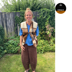 "Hygge" Ternet ULD vest med knapper og lommer til VOKSNE