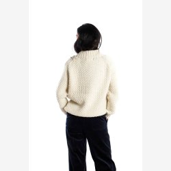 Hndstrikket sweater i 100% merino 