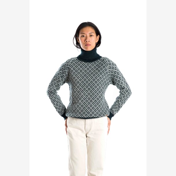 Lila navy sweater i 100% merino, med rullekrave